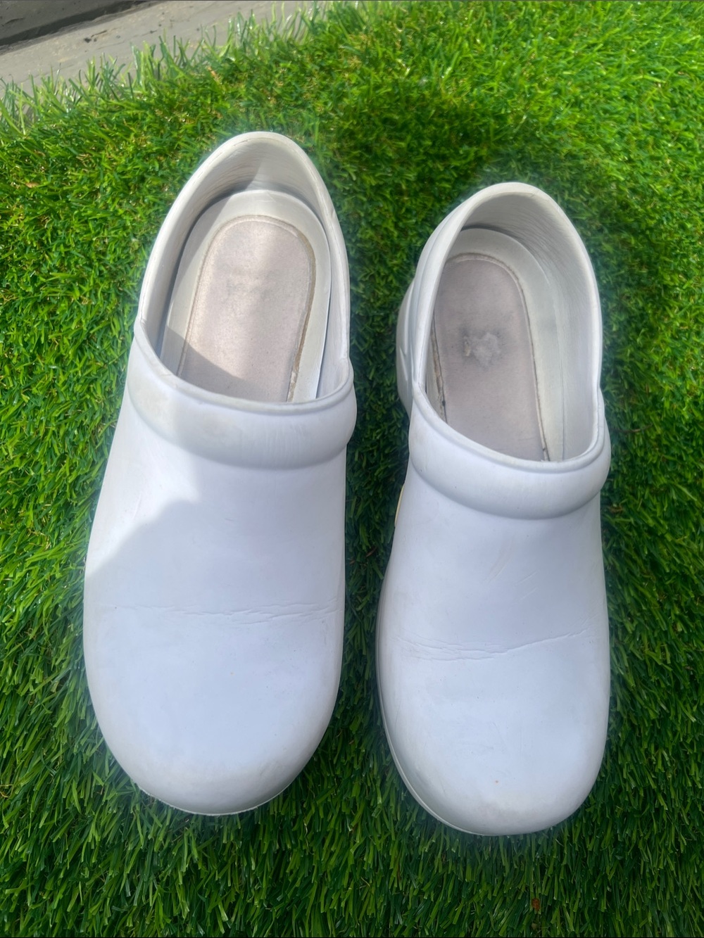 Classic White Slip-On Mules for Nurse Women
